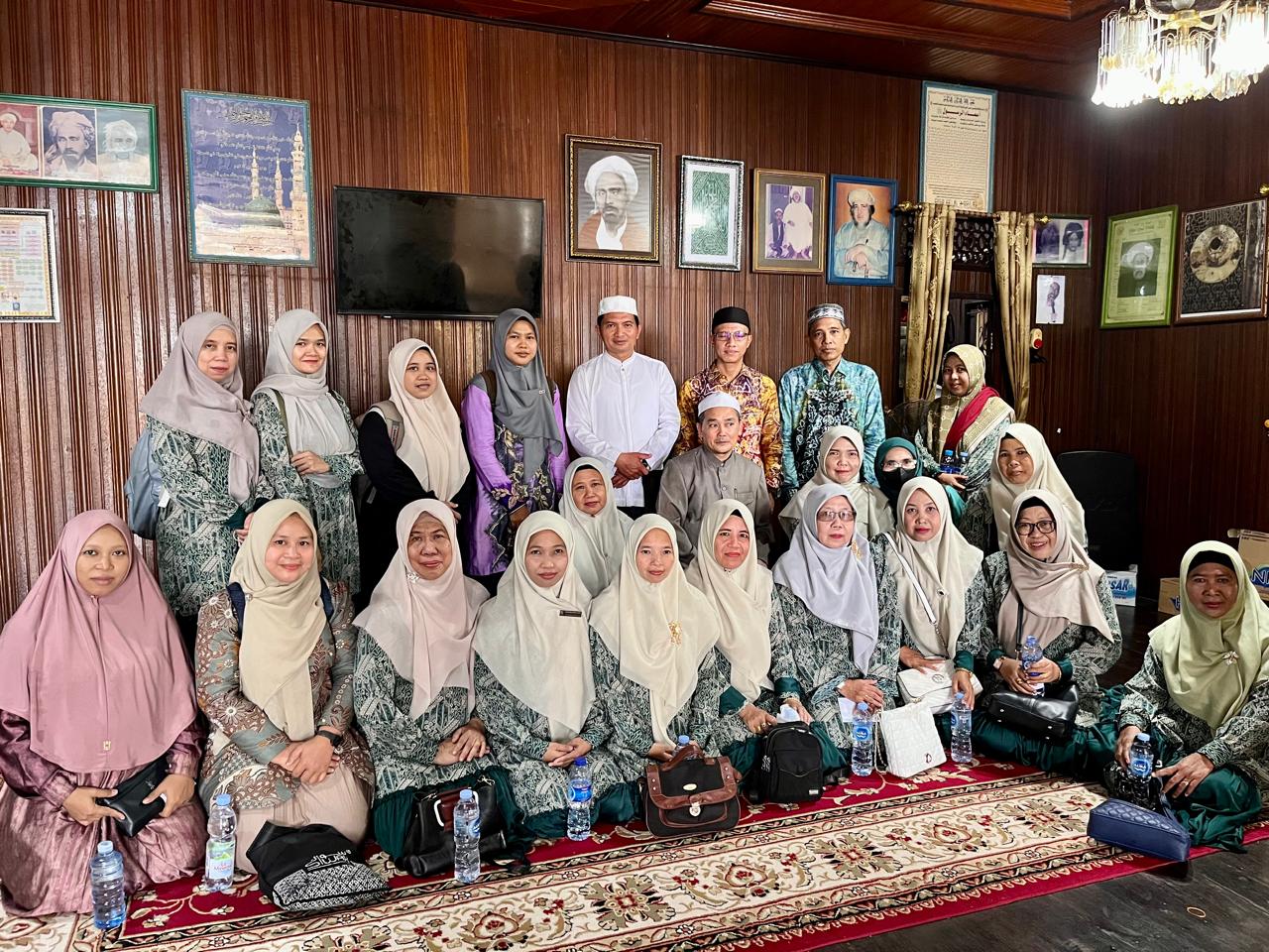 Silaturrahmi ke Tuan Guru KH.Munawar